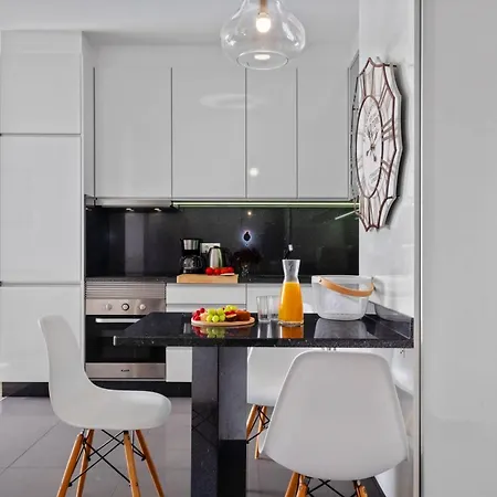 Costa * Funchal (Madeira)