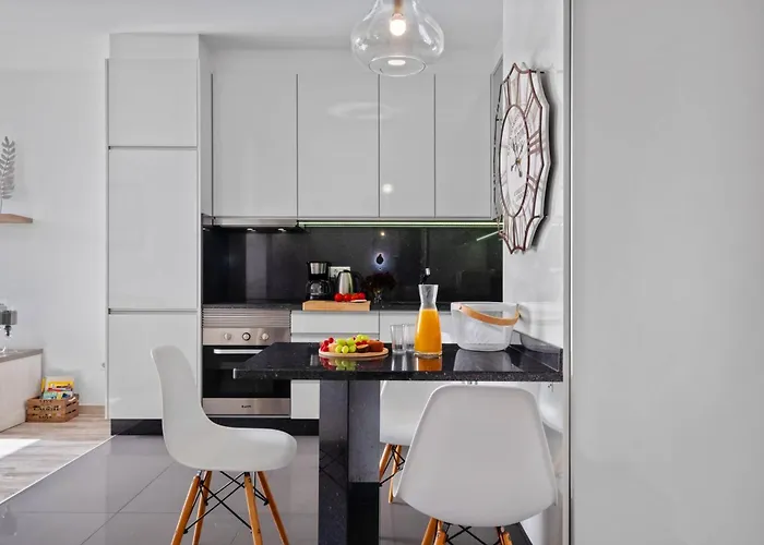 Costa * Funchal (Madeira)